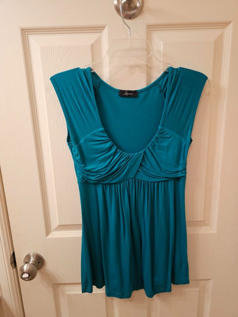 Soprano Medium Teel Sleeveless Blouse
